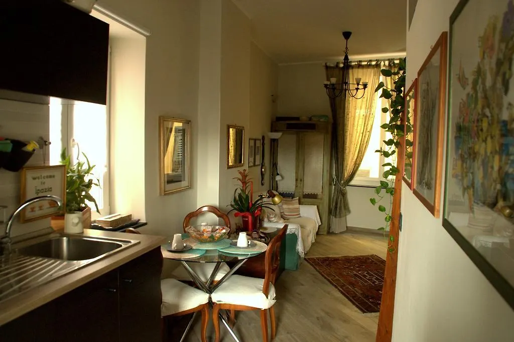 Ipazia House Apartman Genova