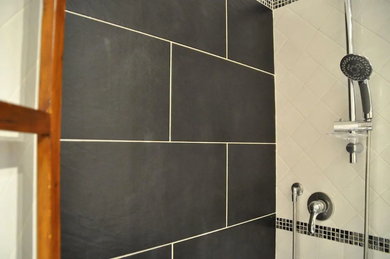 Ipazia House Apartment Genoa
